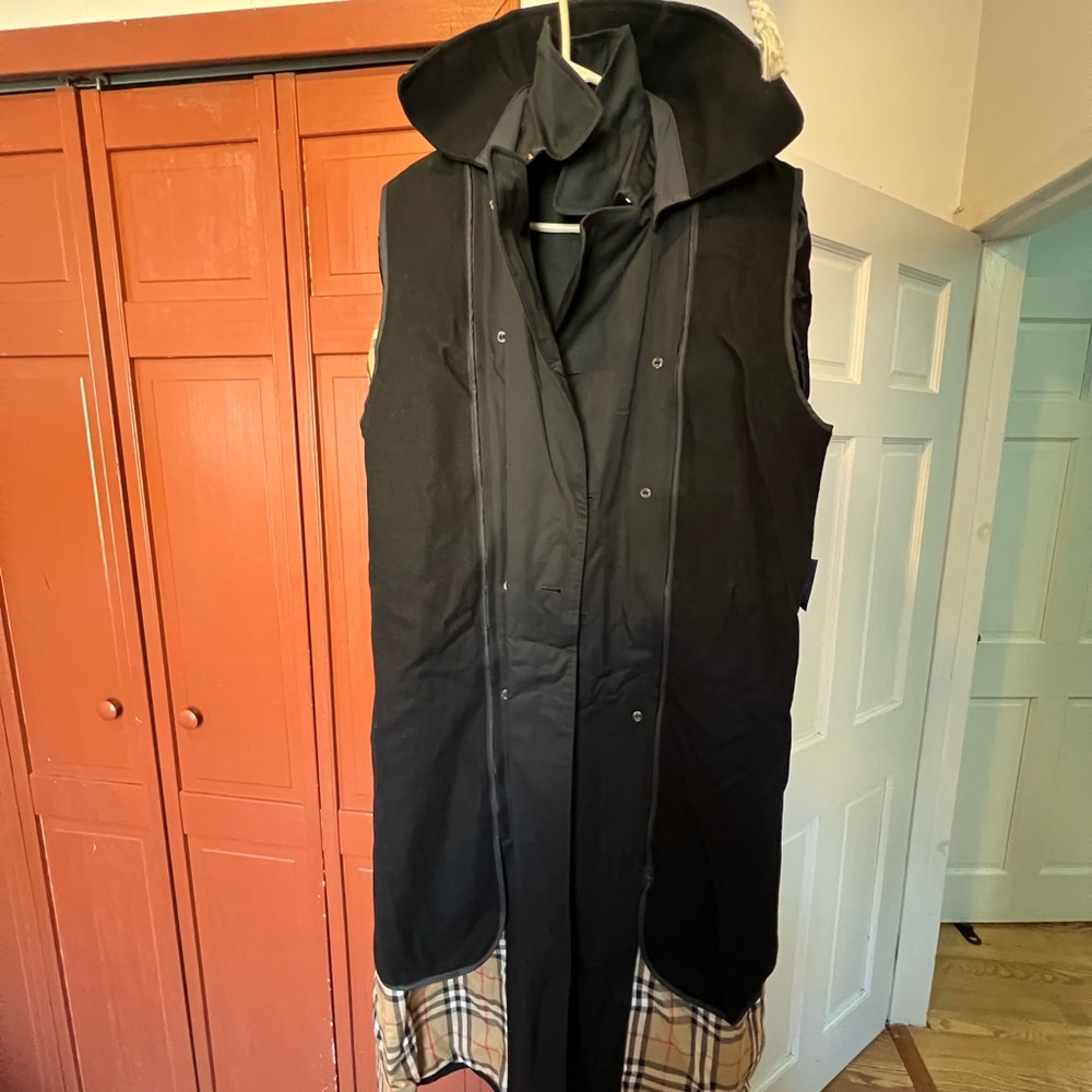 Burberry Black and Beige Checkered Coat - Picture 3 of 12
